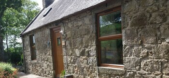 Buttermere Cottage - Cottages with Pet Rooms in Banff