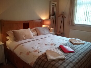 Lowefield B&b - Guest houses with Pet Rooms in Stirling