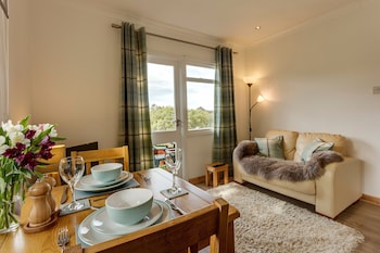 Loch Broom Chalets - Holiday homes with Pet Rooms in Garve