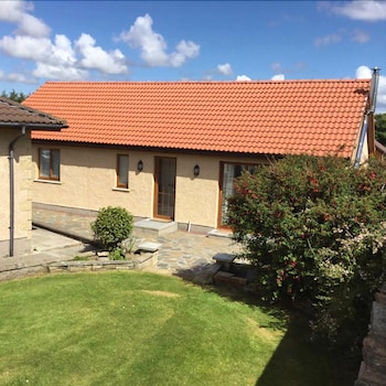 Langley Cottage - Cottages with Pet Rooms in Wick