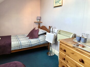 The Molyneux Guesthouse - Guest houses with Pet Friendly Rooms in Weymouth