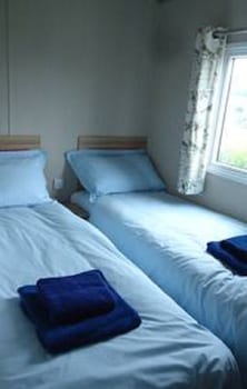 The Gatehouse (seal And Porpoise) - Caravan parks with Pet Rooms in Cardigan