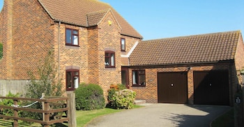 Cleeks Detached House 5 Minutes Walk To Beach - Cottages with Pet Rooms in Hunstanton