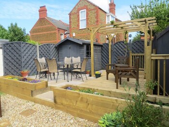 The Shields- Large Family House Close To Beach - Cottages with Pet Rooms in Hunstanton