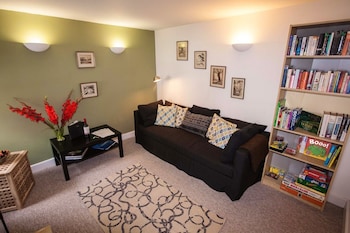 Rose Cottage - Cottages with Pet Friendly Rooms in Sherborne