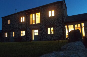 The Barn At Collacott - B&Bs with Pet Rooms in Launceston