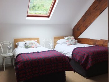 Ty'r Adar At Graig Wen - Cottages with Pet Rooms in Dolgellau