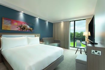 Hampton By Hilton Hamilton Park - Hotels with Pet Rooms in Hamilton