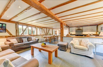 Butley Barn - Country houses with Pet Rooms in Woodbridge