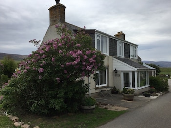 The Old Croft - Cottages with Pet Rooms in Brora