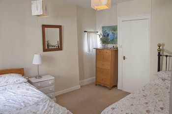 Criterion Cottage - Hotels with Pet Rooms in Torpoint