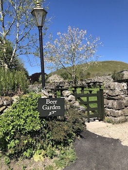 The Queens Litton - Inns with Pet Rooms in Skipton