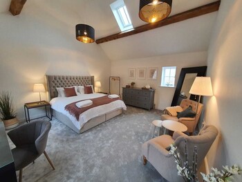 Greengate Cottage - Holiday homes with Pet Friendly Rooms in York