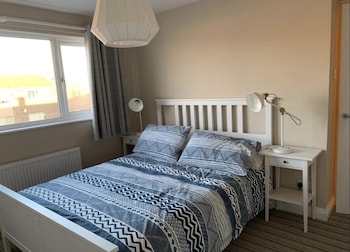 New Renovated-spacious House Seahouses - Holiday homes with Pet Rooms in Seahouses