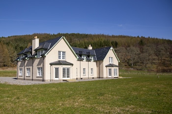 Beallach Lodge - Holiday homes with Pet Rooms in Ardgay