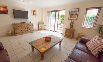 Oyster Cottage Braunton Sleeps 6 Dog Friendly - Cottages with Pet Friendly Rooms in Braunton