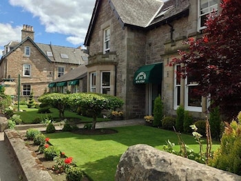 Buttonboss Lodge - B&Bs with Pet Friendly Rooms in Pitlochry