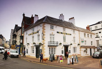 Punch House - Inns with Pet Rooms in Monmouth