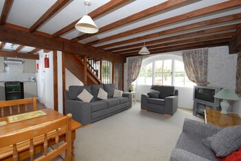 East Trewent Farm Holiday Cottages - Cottages with Pet Rooms in Pembroke