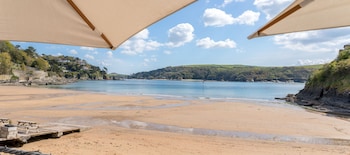 South Sands Hotel - Hotels with Pet Rooms in Salcombe