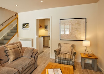 Bumblebee Cottage - Cottages with Pet Rooms in Leyburn