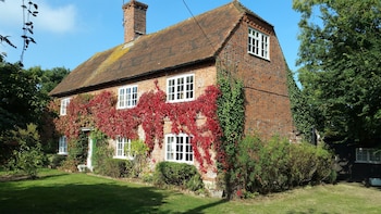 Church Elms Farm - Holiday homes with Pet Rooms in Ashford