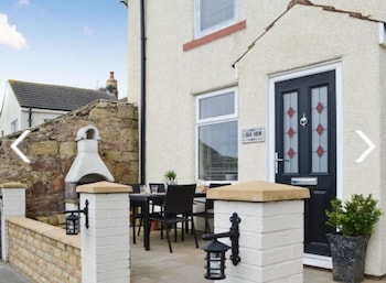 Seaview Cottage - Cottages with Pet Rooms in Newbiggin-by-the-Sea