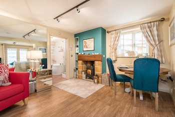 Lamb Cottage - Cottages with Pet Rooms in Whitby