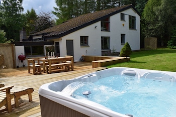 Four Pines Lodge - Holiday homes with Pet Friendly Rooms in Grantown-on-Spey