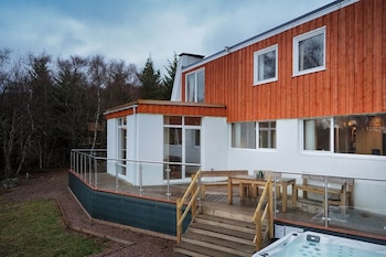 Red Fox Lodge - Holiday homes with Pet Rooms in Boat of Garten