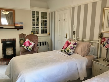 Willow Cottage B Amp B - B&Bs with Pet Friendly Rooms in Fareham