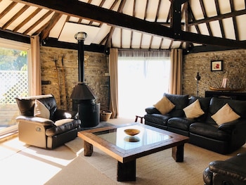 Cornwall Cottages - Helscott Barns - Cottages with Pet Rooms in Bude