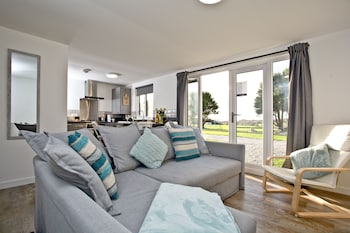 Wheal Dream - Cabins & lodges with Pet Rooms in Helston