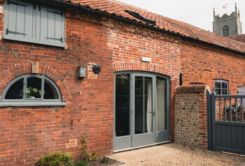 Stables And Coach House - B&Bs with Pet Rooms in Dereham