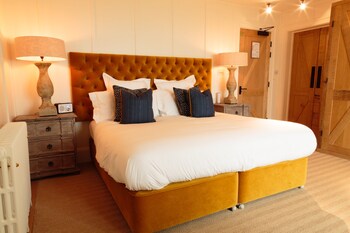 Sandy Mount House - Hotels with Pet Rooms in Rhosneigr