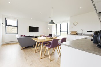 Pennan   2 Bed Luxury Apartment - Apartments with Pet Friendly Rooms in Wick