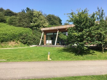 Yorkshire Dales Lodge 1 Ensuite - Cottages with Pet Rooms in Richmond