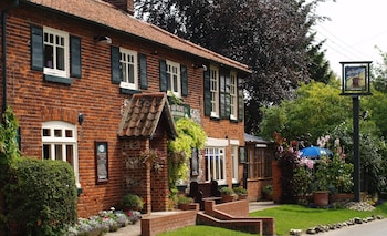 The Olde Windmill Inn - Inns with Pet Rooms in Thetford