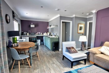 Thistle Apartment - Apartments with Pet Rooms in Golspie