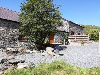 Tanyresgair Cottages - Cottages with Pet Rooms in Aberystwyth