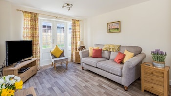 Stunning Cotswolds Mews Home In Broadway Village  - Holiday homes with Pet Rooms in Broadway