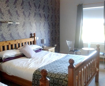 Melvin Country House - Guest houses with Pet Rooms in Enniskillen