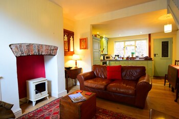 7 Monk Bar Court - Holiday homes with Pet Rooms in York