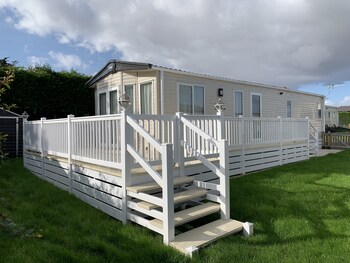 Hoilday Resort Unity Brean Caravan Hire - Holiday homes with Pet Rooms in Burnham-on-Sea