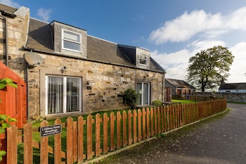 The Steadings   By Staydunfermline - Holiday homes with Pet Friendly Rooms in Dunfermline