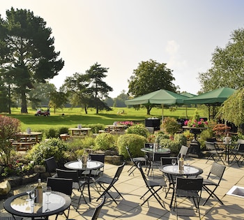 Meon Valley Hotel, Golf & Country Club - Hotels with Pet Rooms in Southampton