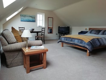 The Oaklodge - B&Bs with Pet Rooms in Newark