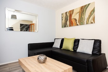 Backworth Alexander Apartments - Apartments with Pet Friendly Rooms in Newcastle-upon-Tyne