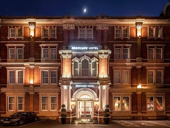 Mercure Exeter Rougemont Hotel - Hotels with Pet Rooms in Exeter