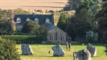 Silbury House - B&Bs with Pet Rooms in Marlborough